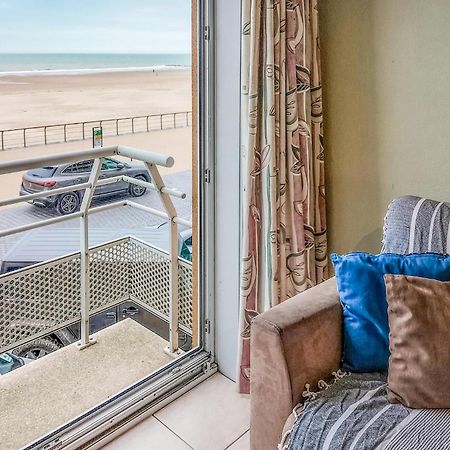 Awesome Apartment In Oostende With House Sea View Exterior foto